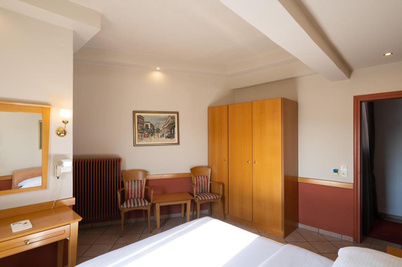 Hotel Ntinas Трикала Экстерьер фото