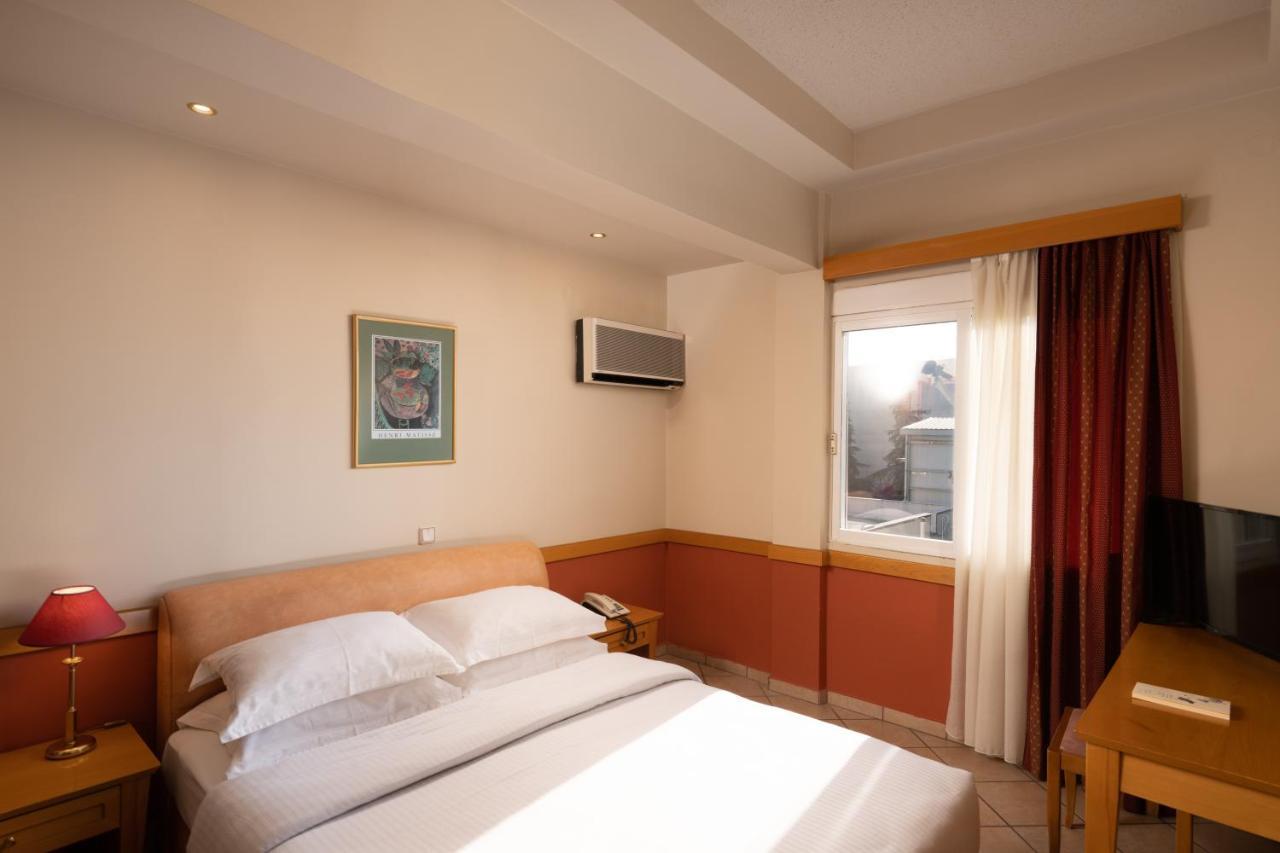 Hotel Ntinas Трикала Экстерьер фото